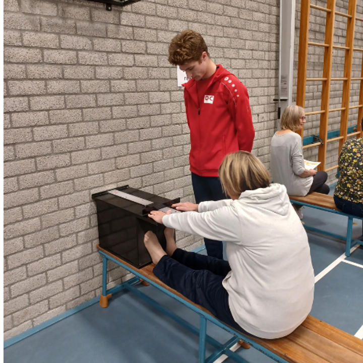 Foto van de reiktest voor senioren