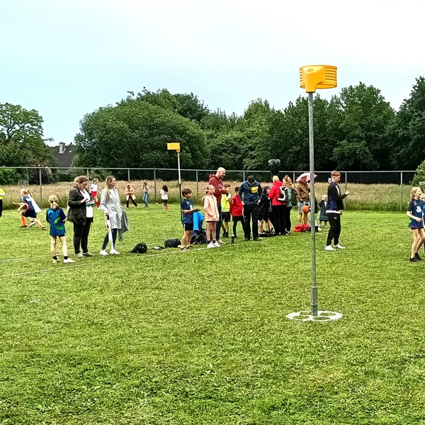 Foto van schoolkorfbaltoernooi